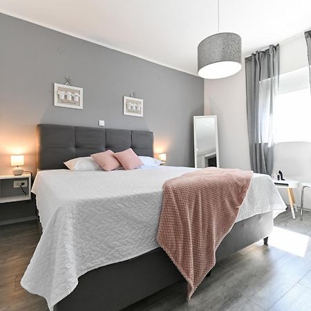 Luxurious Villa Natali Pridraga Kültér fotó