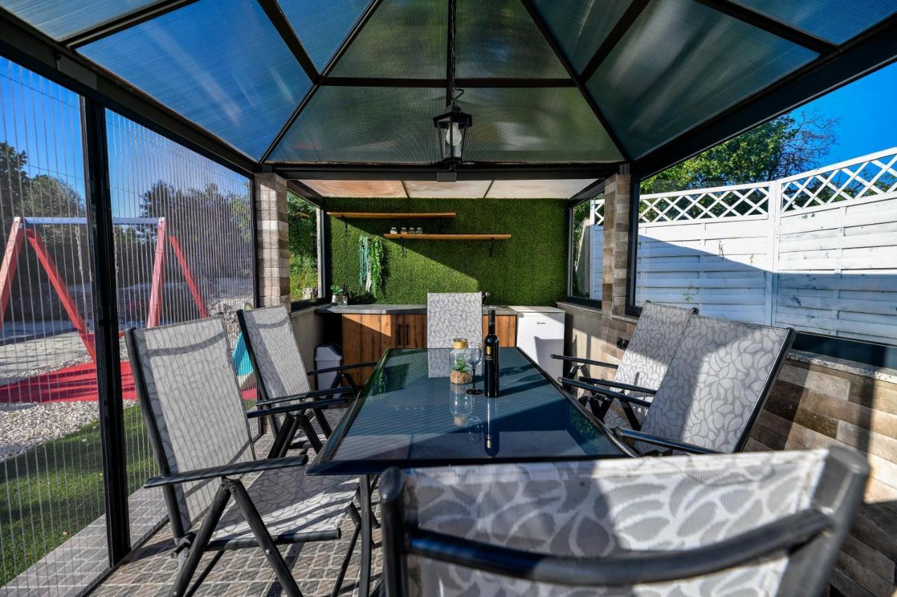 Luxurious Villa Natali Pridraga Kültér fotó