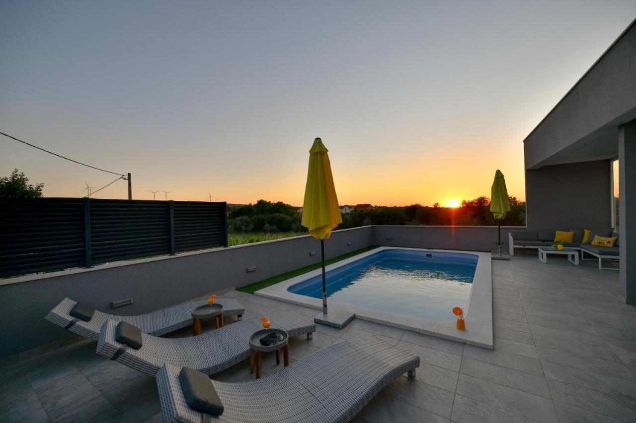 Luxurious Villa Natali Pridraga Kültér fotó