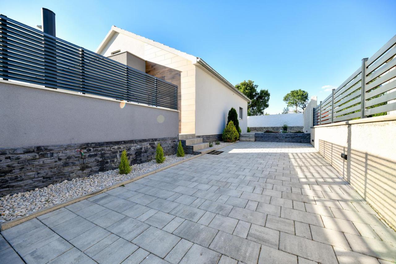 Luxurious Villa Natali Pridraga Kültér fotó