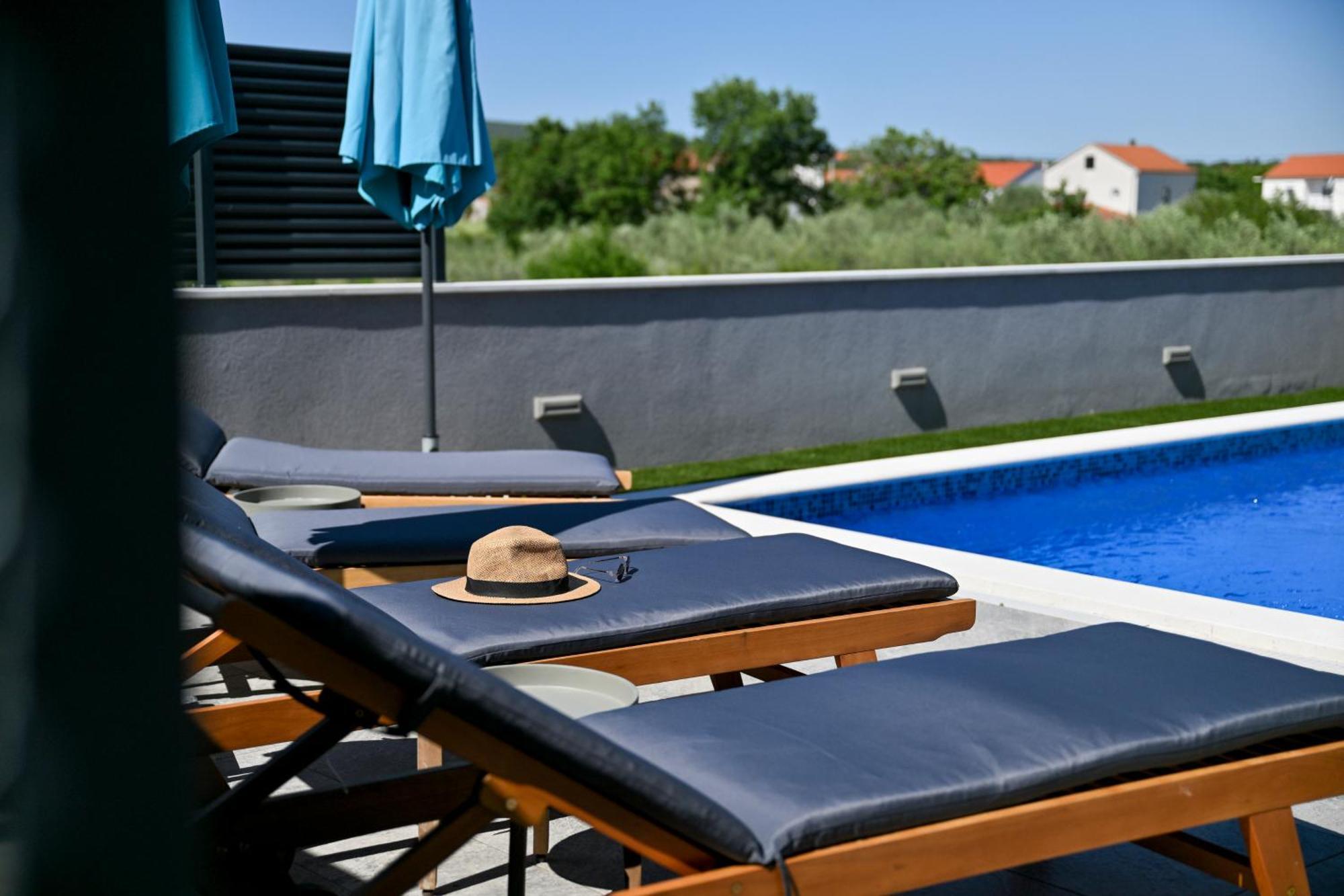 Luxurious Villa Natali Pridraga Kültér fotó